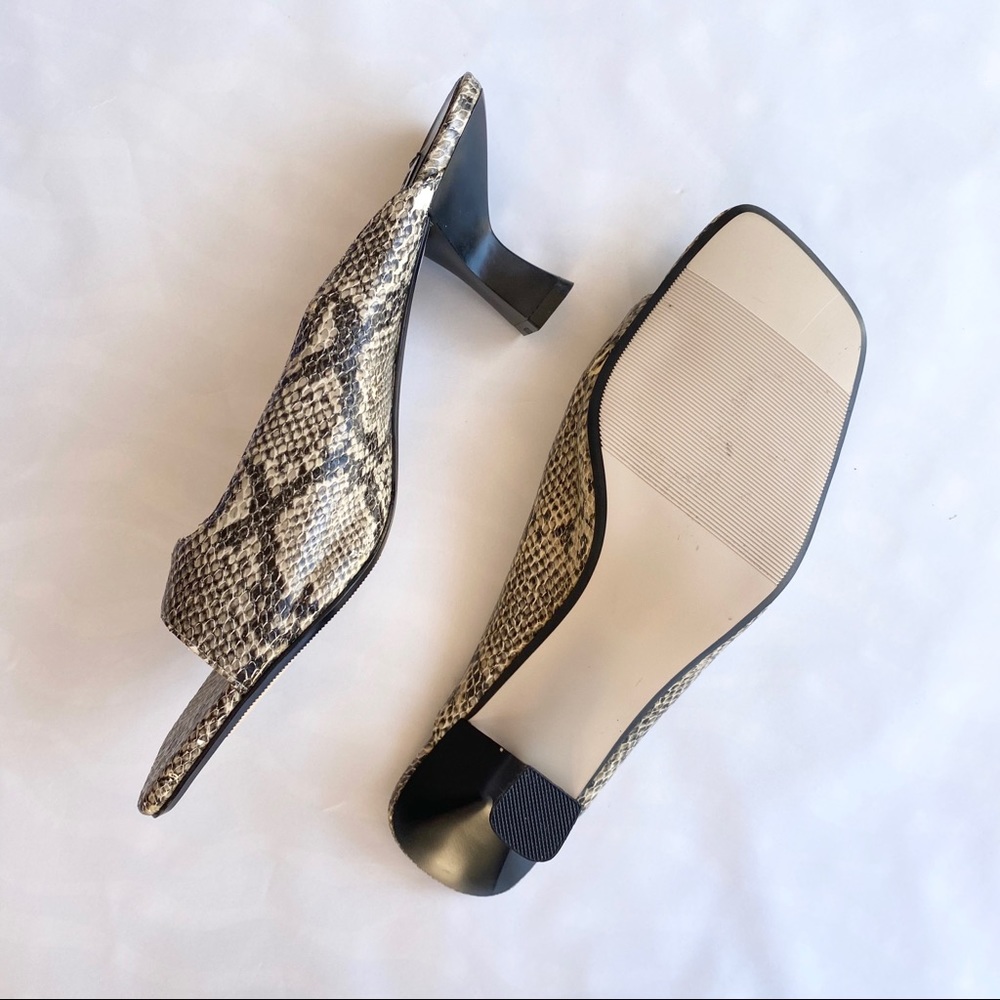 🚫SOLD🚫 Vintage Snakeskin Mules 👡 - Picture 3 of 4